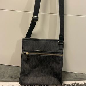 Michael Kors crossbody purse